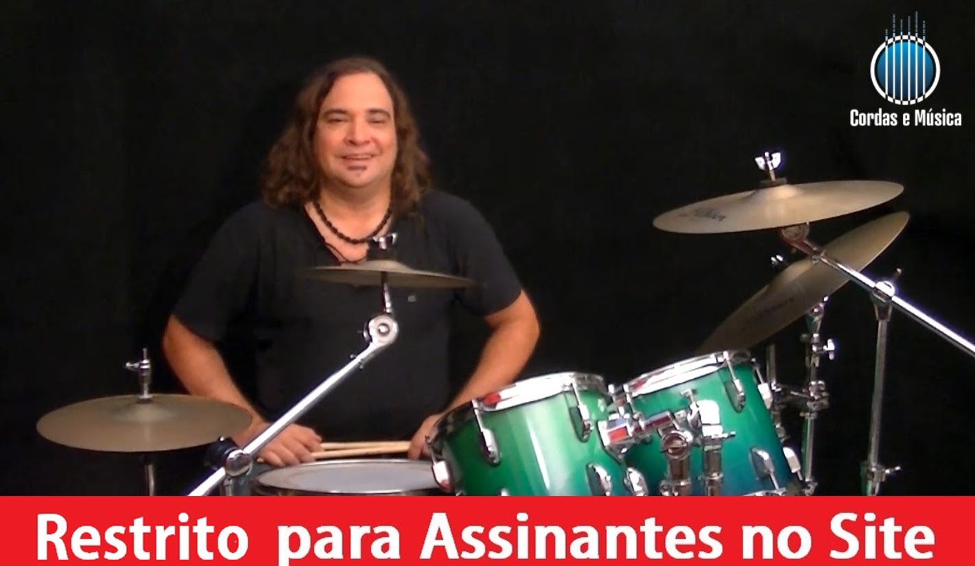 bateria tocando as primeiras pec