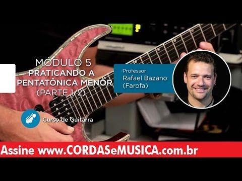 guitarra praticando a escala pen